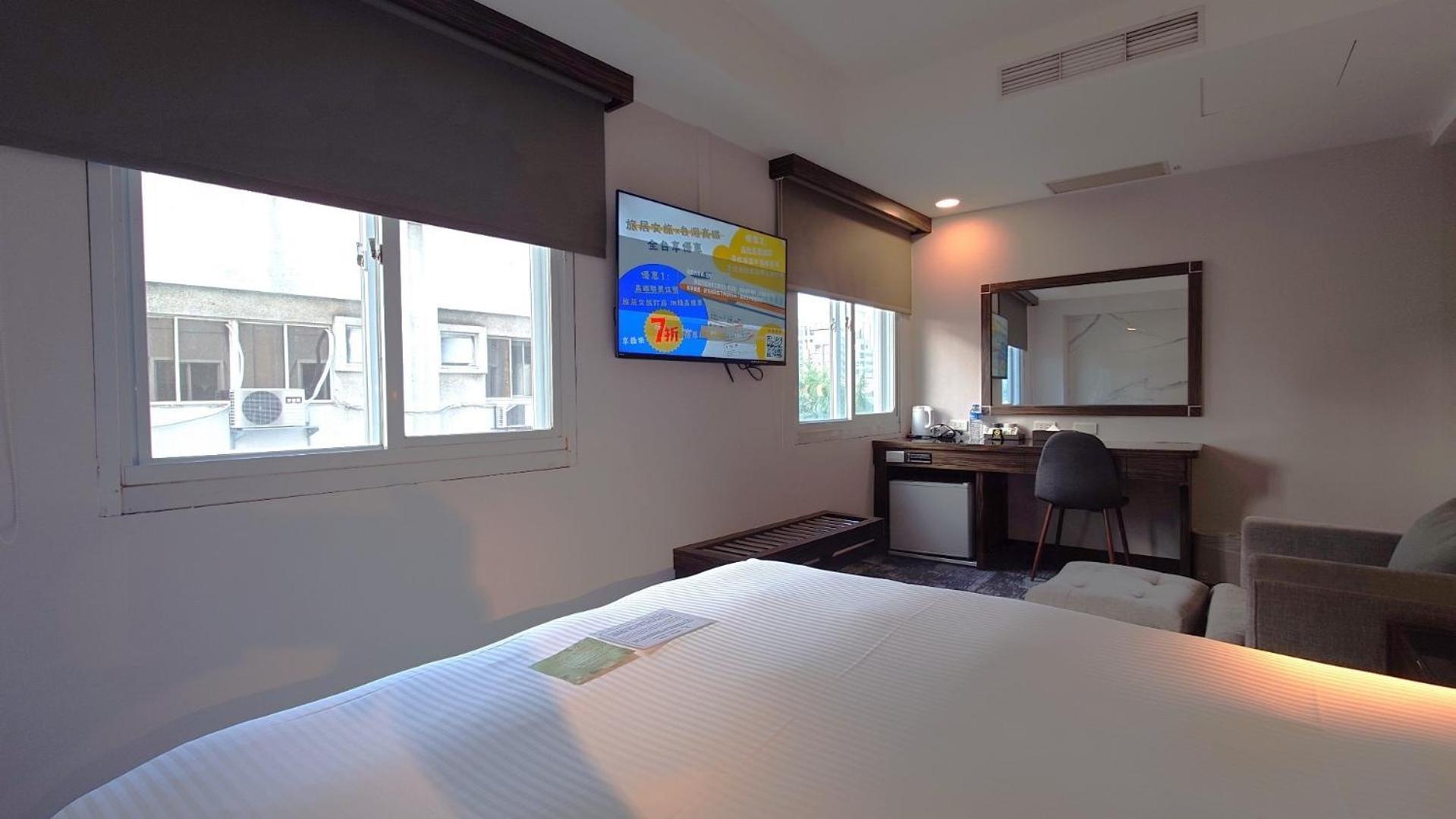 Hub Hotel - Zhongshan Branch Taipei Exterior photo